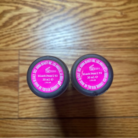 🆕UOMA Beauty by Sharon C Black Pearl T2 Flawless IRL Skin Perfecting Foundation - Picture 3 of 4